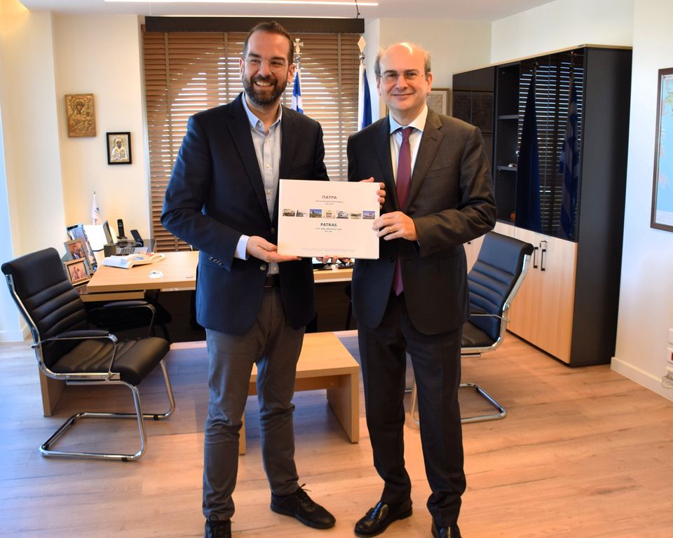 Επίσκεψη Χατζηδάκη στην Περιφέρεια Δυτικής Ελλάδας – Συνάντηση με Ν.Φαρμάκη