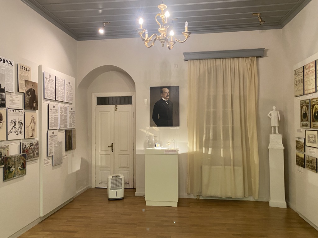 Το agriniodaily.gr στο Μουσείο Οικογενείας Τρικούπη στο Μεσολόγγι – Πολύτιμοι “θησαυροί” της πολιτικής ζωής (Photos)