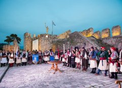 Η Ναύπακτος τιμά με μεγαλοπρέπεια την 197η Επέτειο της Απελευθέρωσής της  – Το Σάββατο η βραδινή Πομπή των Αρματωμένων