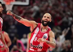 Ολυμπιακός – Φενέρ 79-61: Στον τελικό της Euroleague για το 4ο αστέρι οι Πειραιώτες