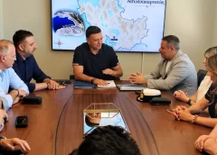 Στο Μεσολόγγι ο Υπουργός Ναυτιλίας Βασίλης Κικίλιας – Σύσκεψη για το παραλιακό μέτωπο (Photos)