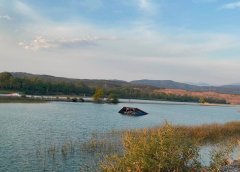 Πανευρωπαϊκό Πρωτάθλημα Θαλάσσιου Σκι Νέων 2026: Τα δωρεάν δρομολόγια προς (και από) τη Λίμνη Στράτου