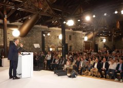Όλη η ομιλία του Αλέξη Τσίπρα στη Θεσσαλονίκη όπου  παρουσίασε το Οικονομικό Πρόγραμμα της ΕΛ.Α.Σ.(Photos)